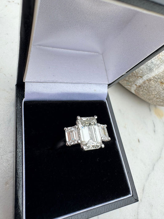 Custom Made Diamond Engagement Ring